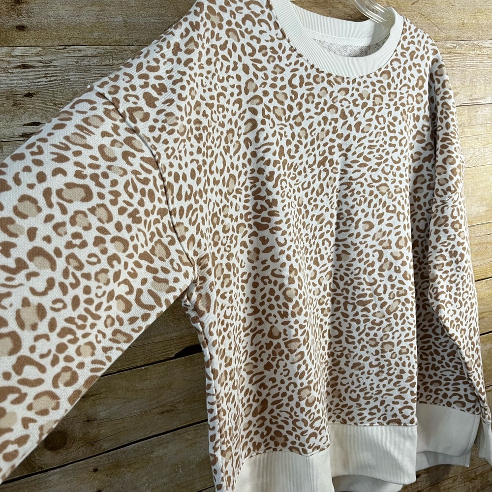 Time and Tru Garment Wash Sweatshirt Papyrus Beige Print EUC Comfy Boxy Fit XXL - Picture 5 of 9